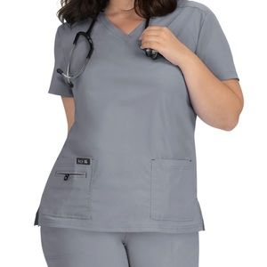 Koi Basics scrubs 3x top 2x bottoms